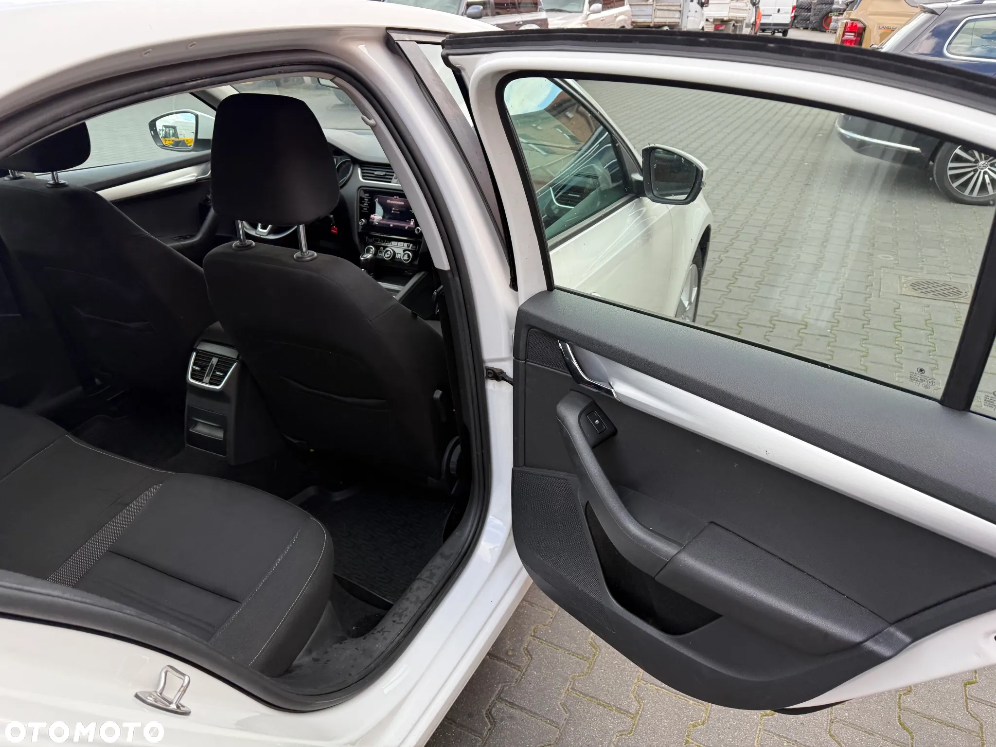 Skoda Octavia 1.6 TDI Ambition - 18