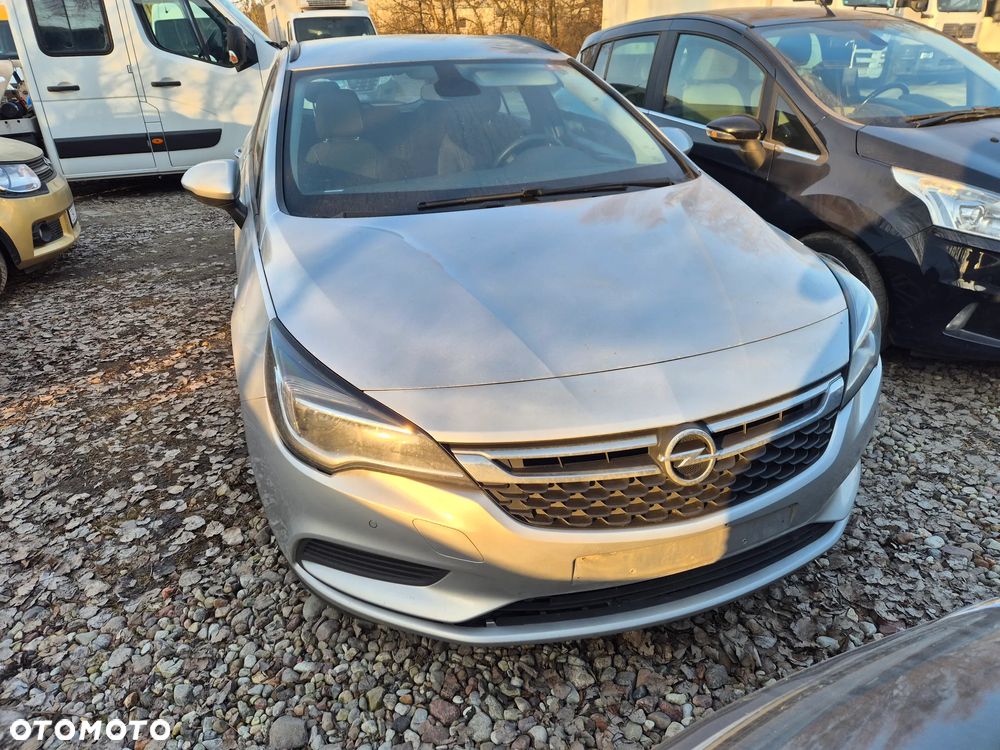 Opel Astra 1.6 CDTI DPF ecoFLEX Start/Stop Style - 2