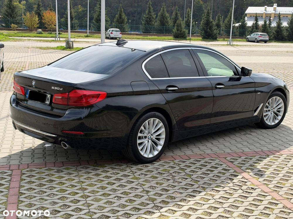 BMW Seria 5 530d xDrive Luxury Line - 16