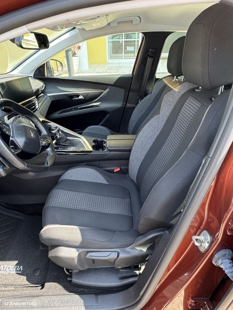 Peugeot 5008 1.2 PureTech Active Pack - 12