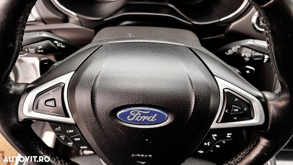 Ford Mondeo - 16
