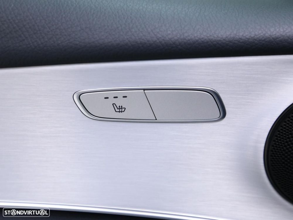 Mercedes-Benz E 300 de Avantgarde 4Matic - 21
