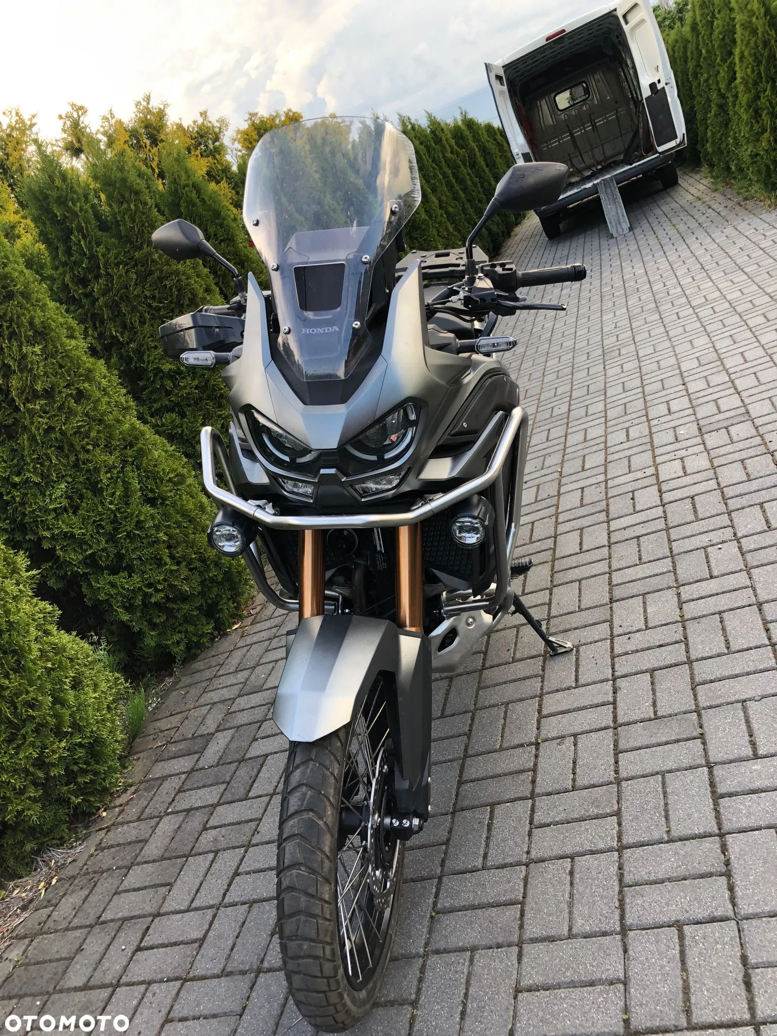 Honda CRF - 6