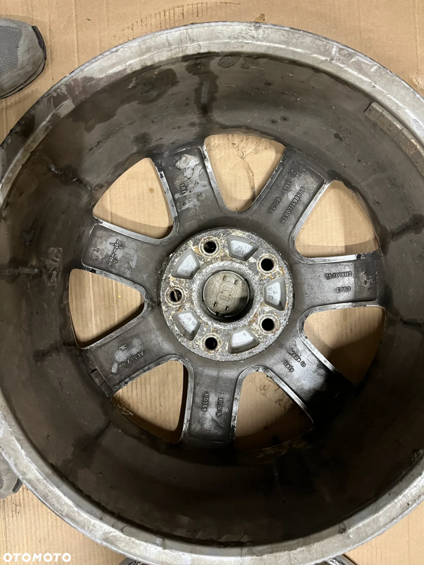 Felgi aluminiowe 7,5J x 18H2 ET53 Audi komplet - 9