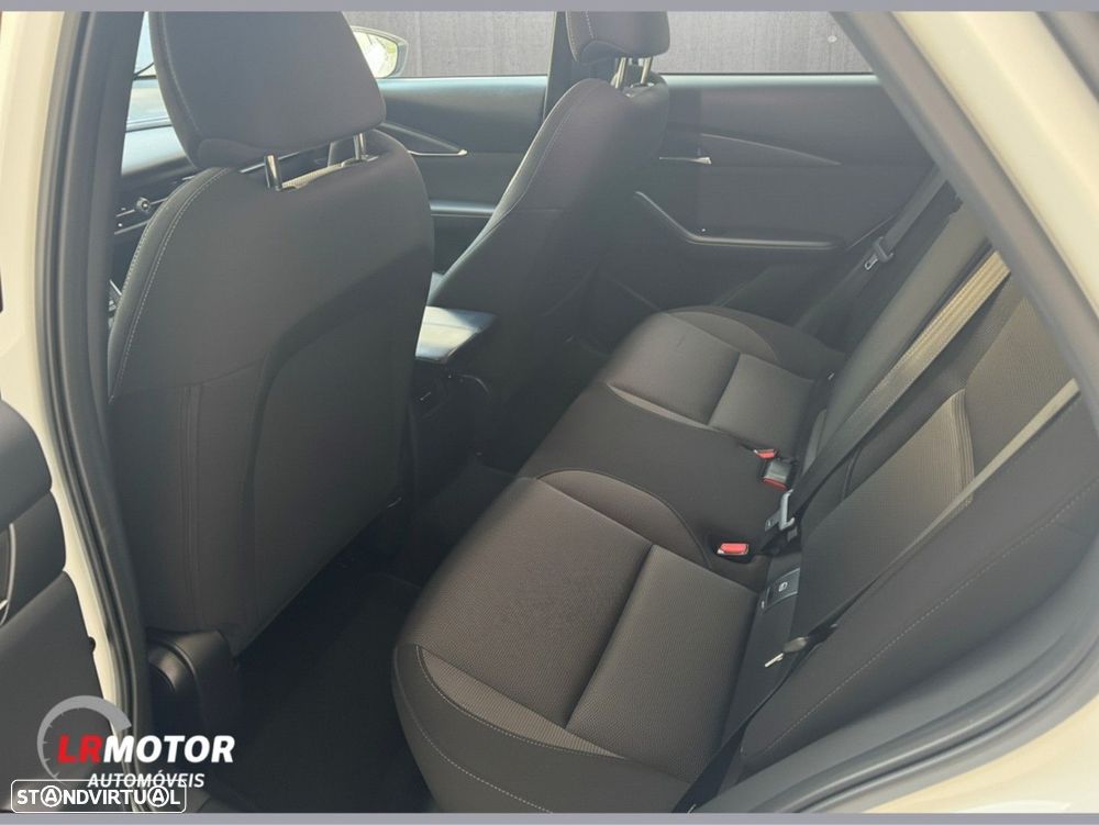 Mazda CX-30 1.8 Sky-D Evolve i-Active - 7