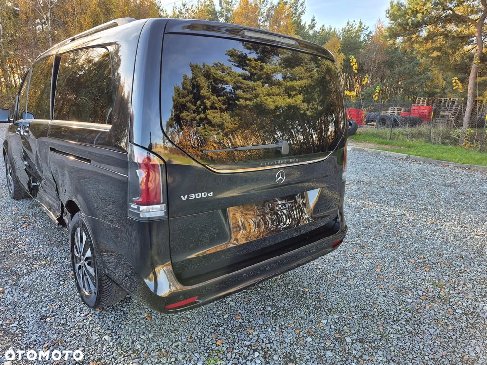 Mercedes-Benz Klasa V 300 d lang 4Matic 9G-TRONIC Avantgarde - 9