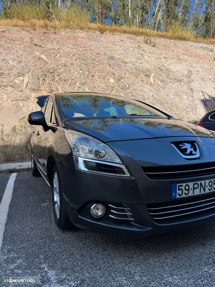 Peugeot 5008 1.6 HDi 7L Allure - 2
