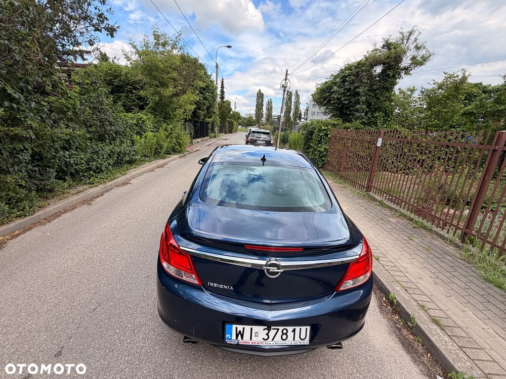 Opel Insignia 2.0 T Cosmo - 3