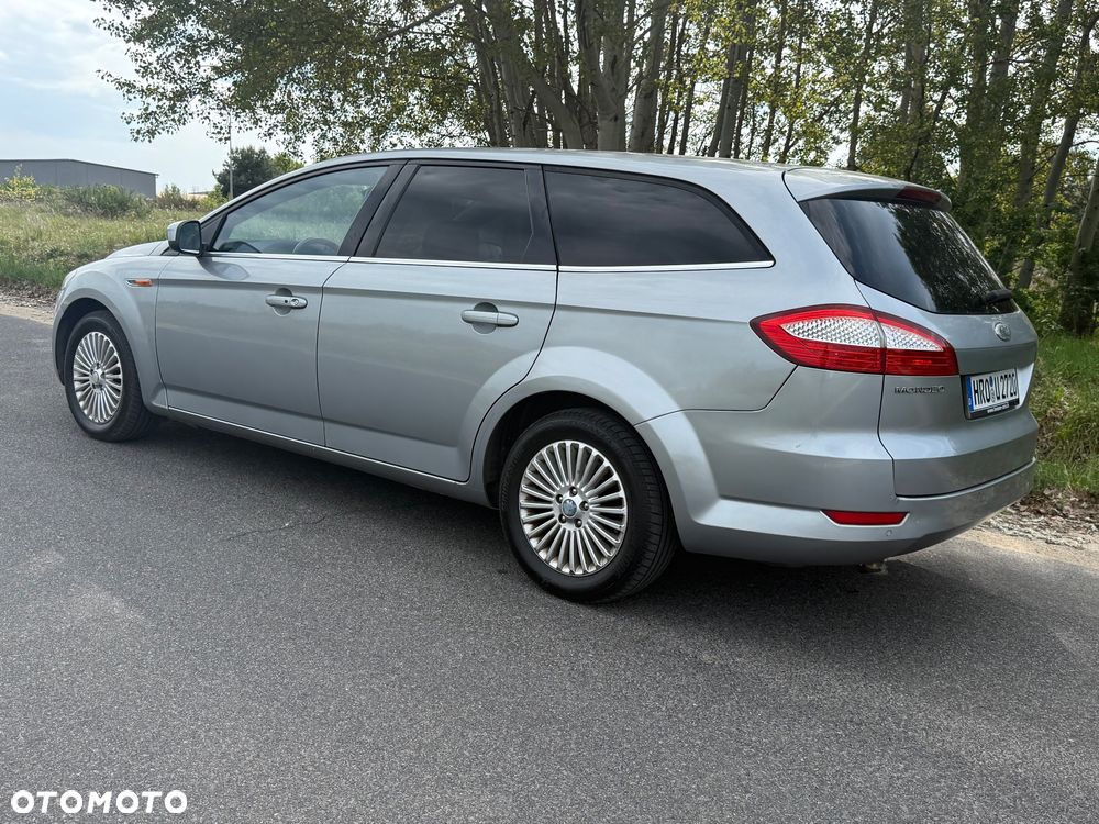 Ford Mondeo 2.0 TDCi Titanium - 27