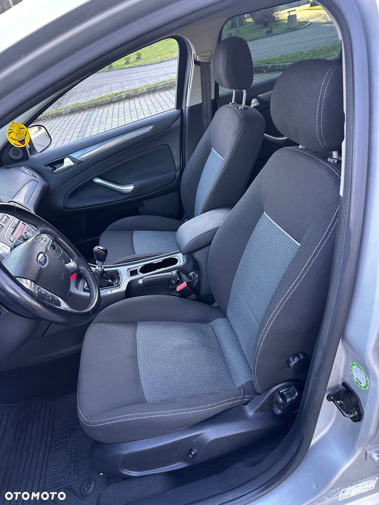 Ford Mondeo 1.6 TDCi Ambiente - 13