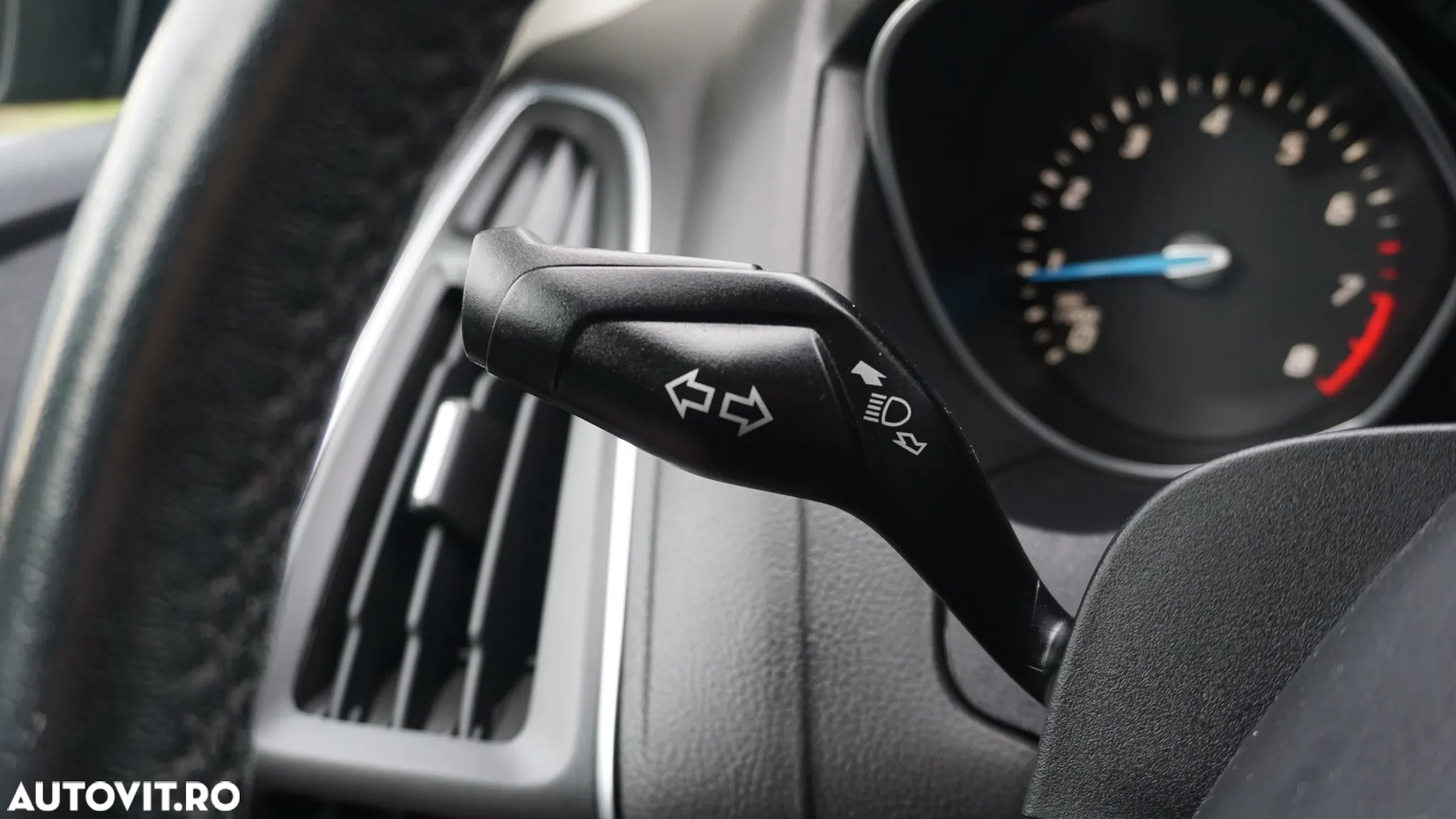 Ford Focus 1.0 EcoBoost Trend Edition - 19