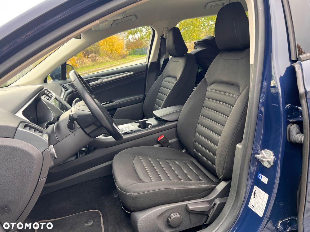Ford Mondeo - 23