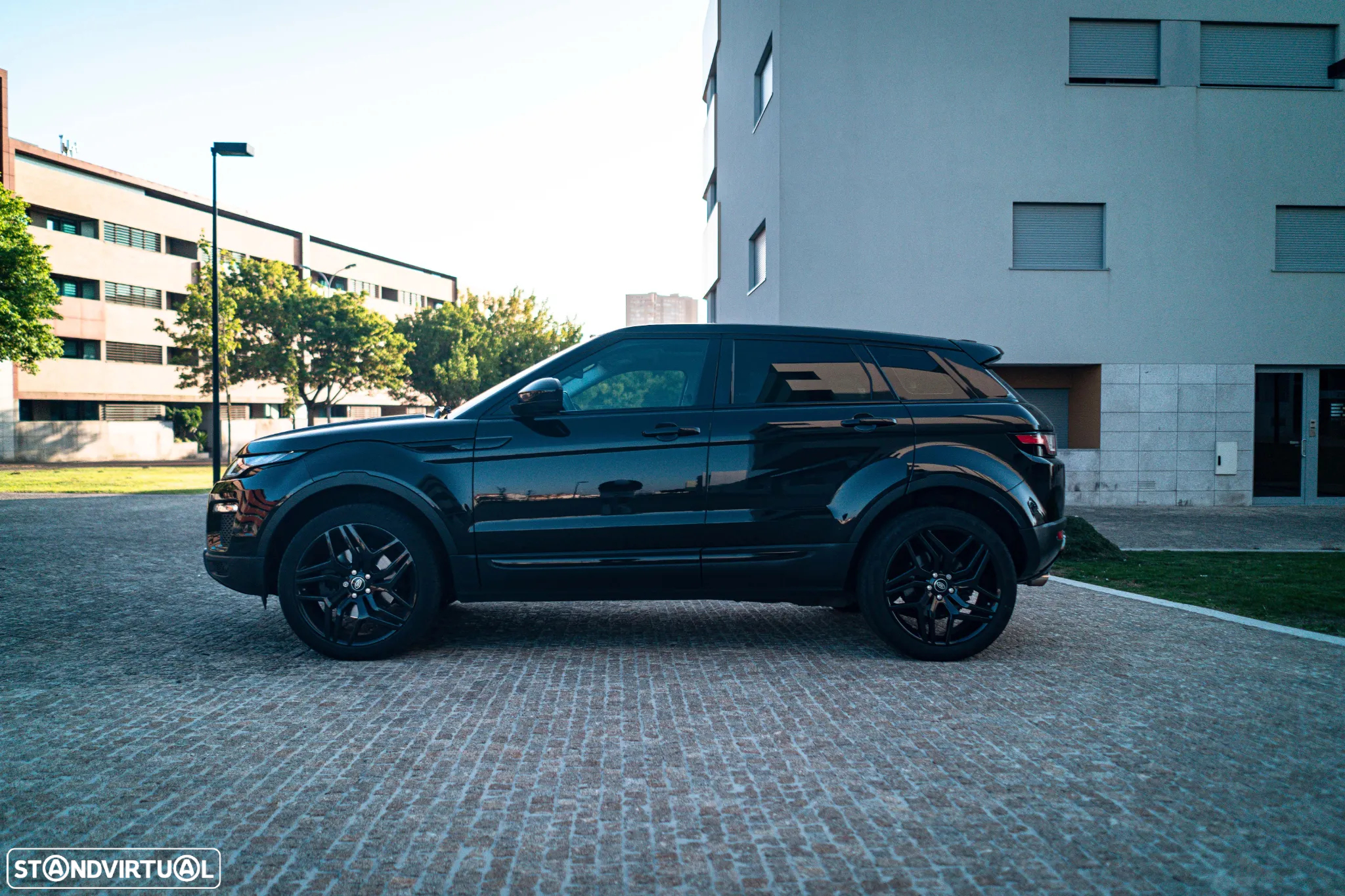 Land Rover Range Rover Evoque 2.0 TD4 SE Auto - 3