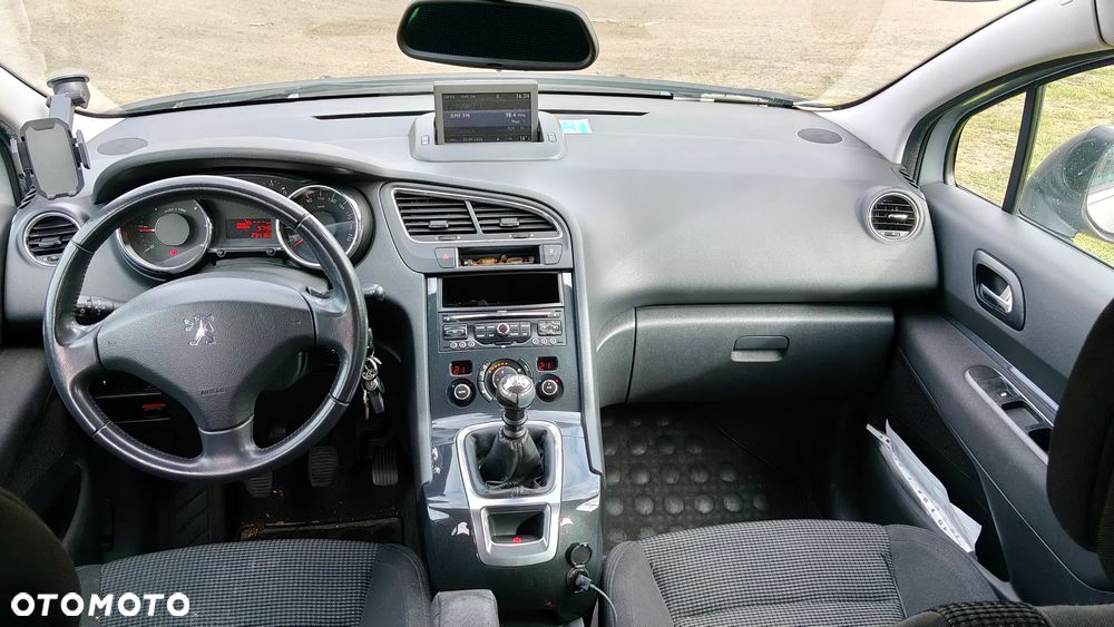 Peugeot 5008 1.6 HDi Premium - 3