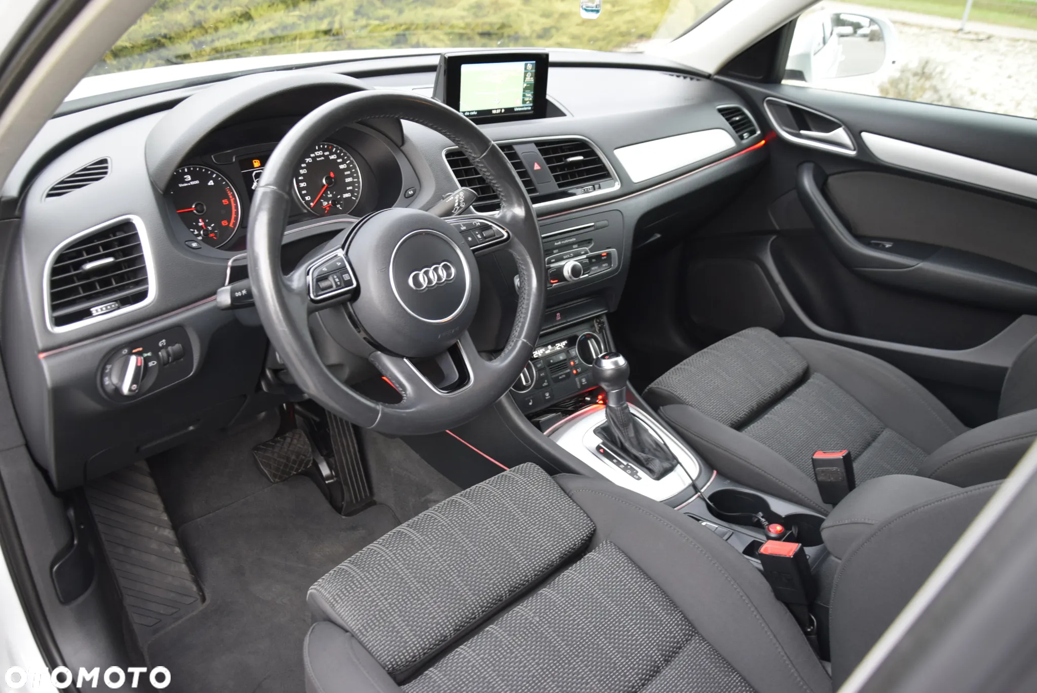Audi Q3 - 24