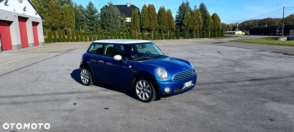 MINI Cooper Standard - 13