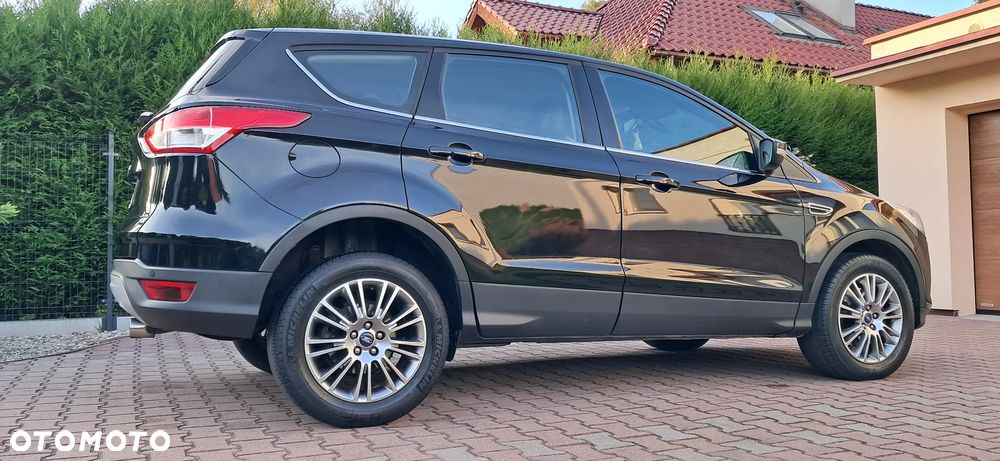 Ford Kuga 2.0 TDCi 4WD Titanium - 4