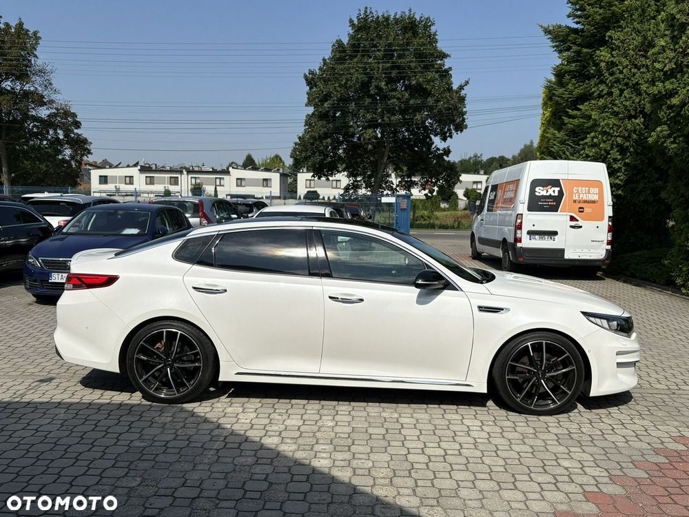 Kia Optima - 4