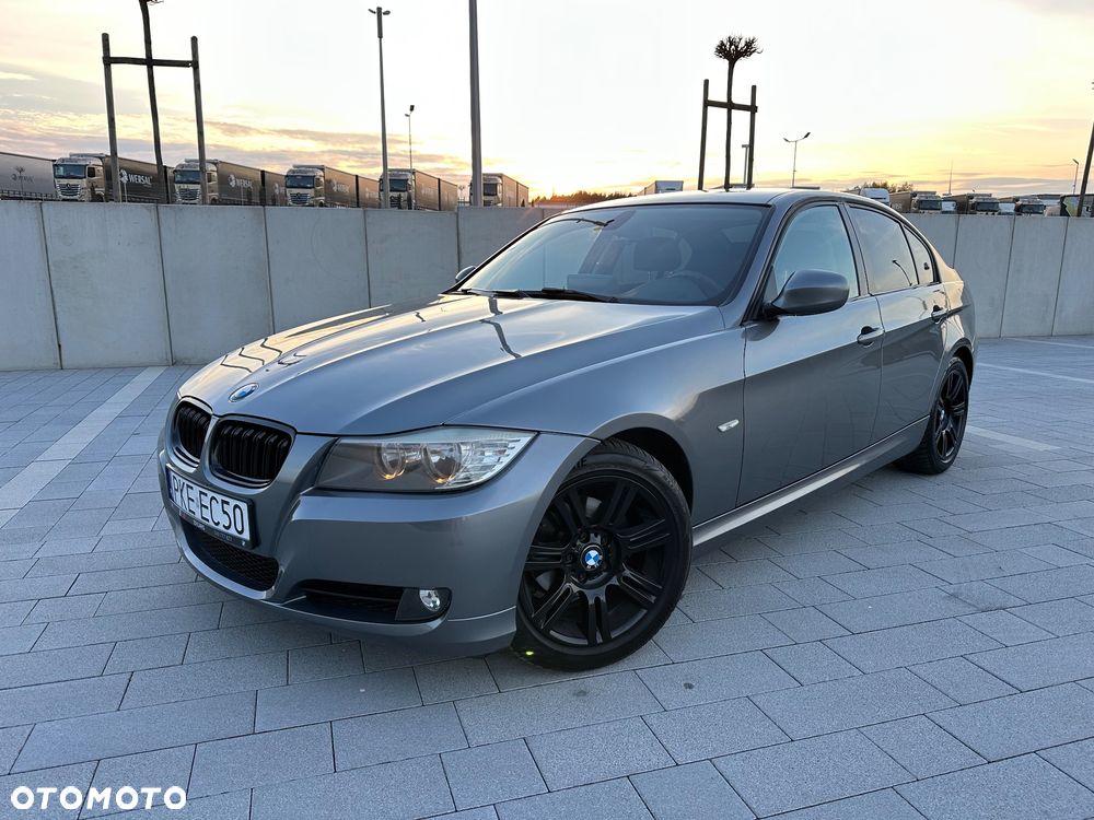 BMW Seria 3 320d DPF Edition Sport - 1