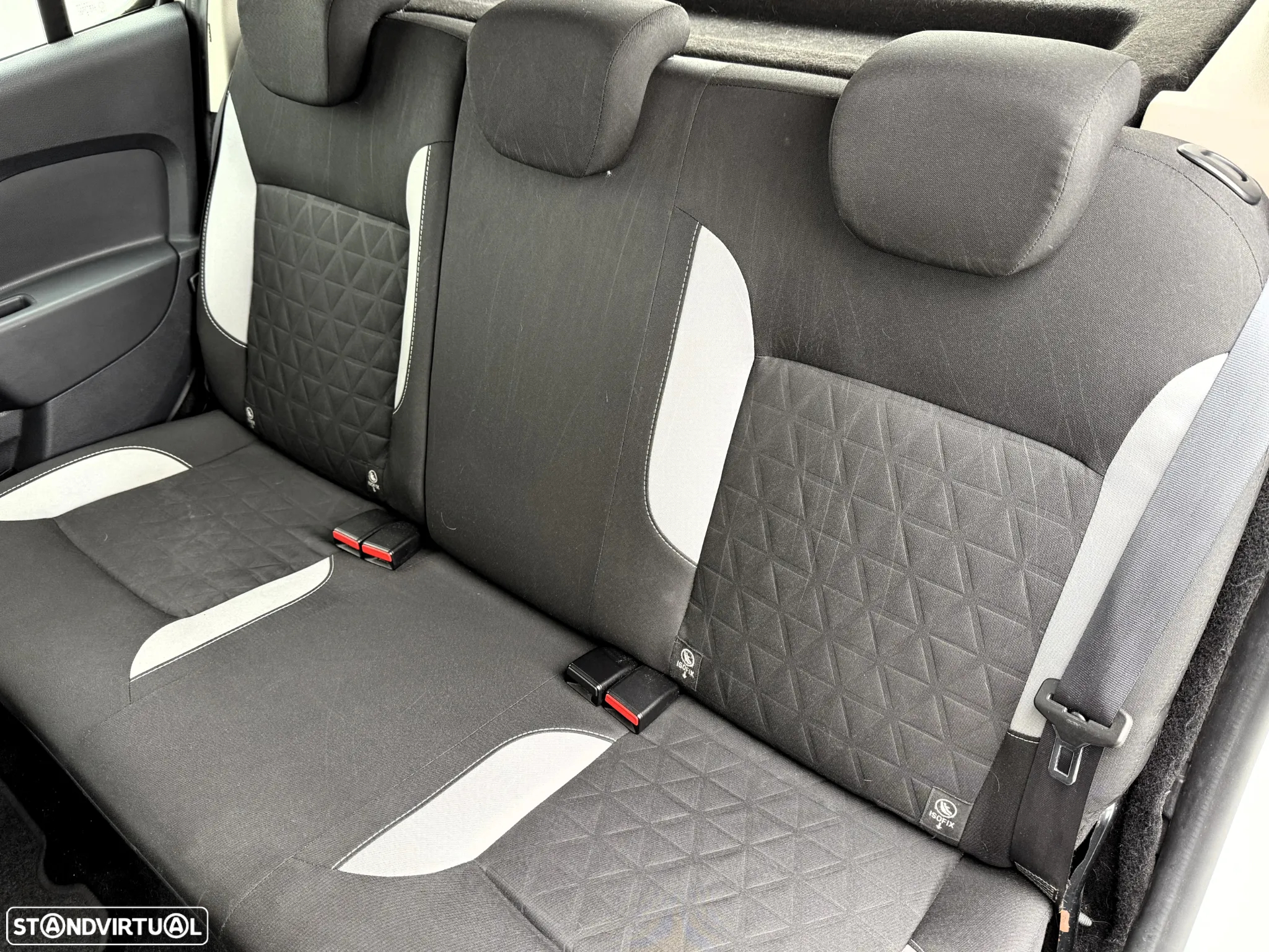 Dacia Sandero 1.5 dCi Stepway - 28
