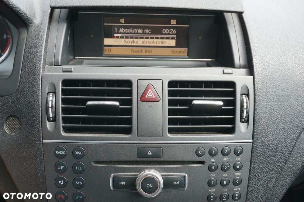 Mercedes-Benz Klasa C 200 CDI DPF (BlueEFFICIENCY) Avantgarde - 14