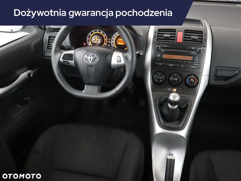 Toyota Auris - 9