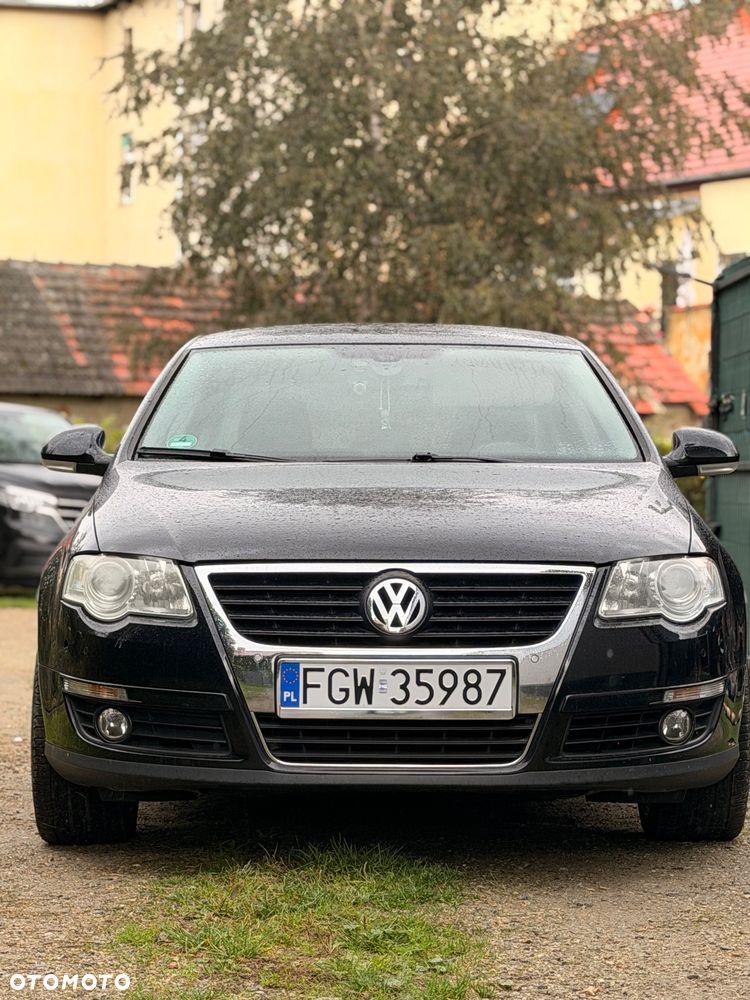 Volkswagen Passat 1.8 TSI Comfortline DSG - 19