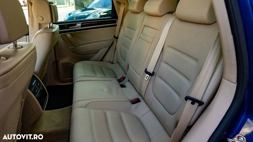 Volkswagen Touareg - 14