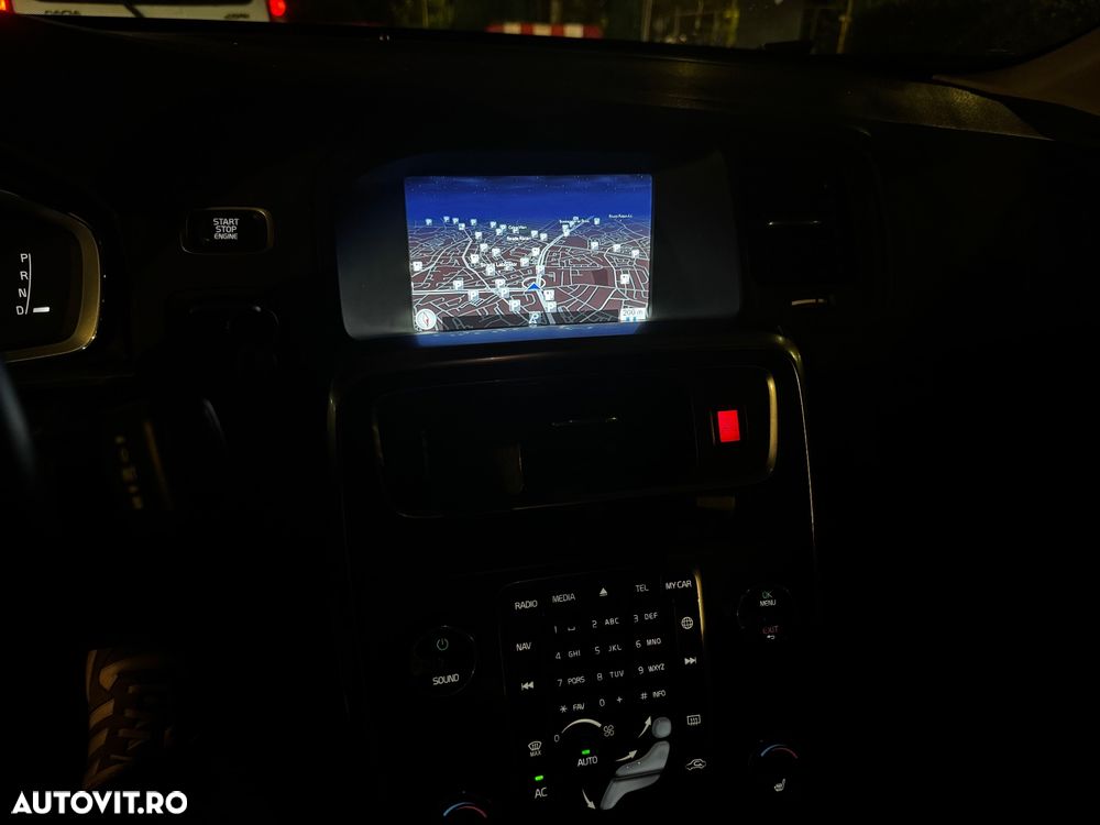 VOLVO V60 2014 — imagine 17
