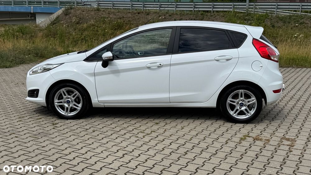 Ford Fiesta - 10