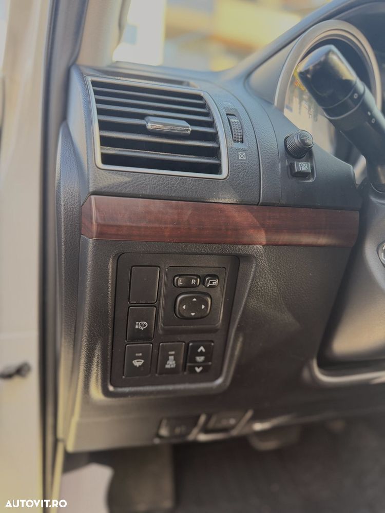 Toyota Land Cruiser 3.0l Turbo D-4D Aut. AVS 7 Locuri Luxury - 9