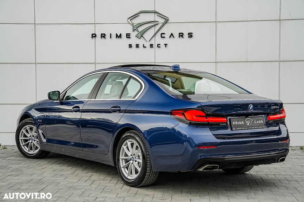 BMW Seria 5 520e Aut. - 11