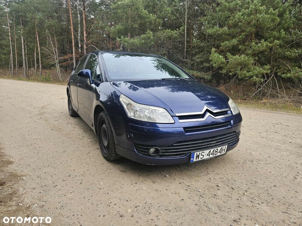 Citroën C4 1.6 16V Confort - 8
