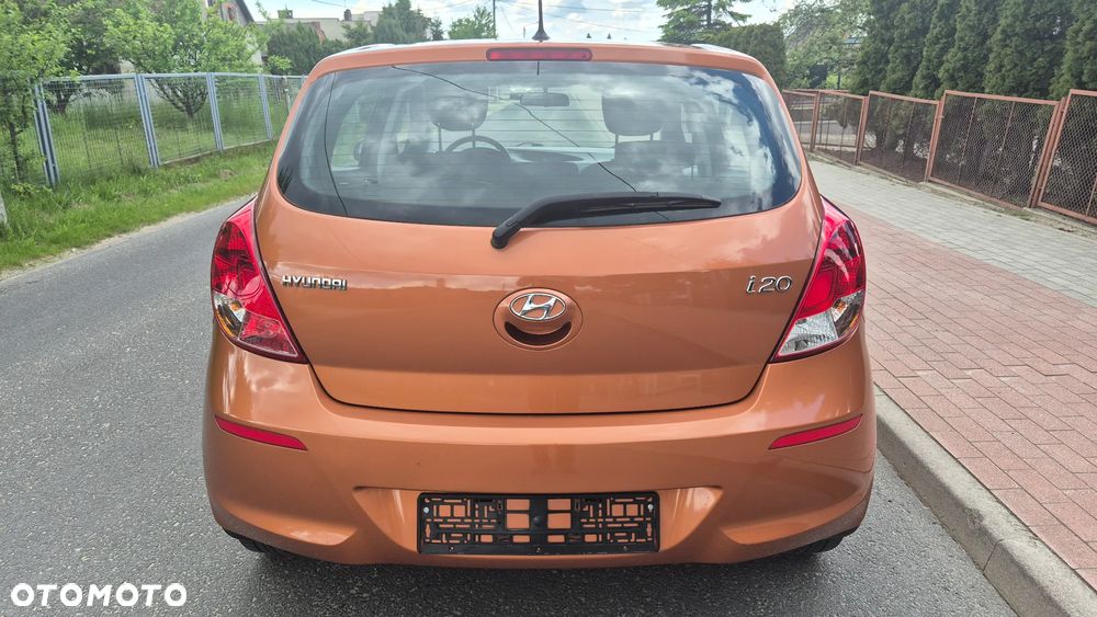 Hyundai i20 1.25 Classic + - 10