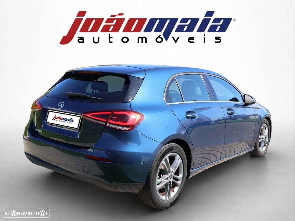 Mercedes-Benz A 180 d Style Plus Aut. — fotografia 8