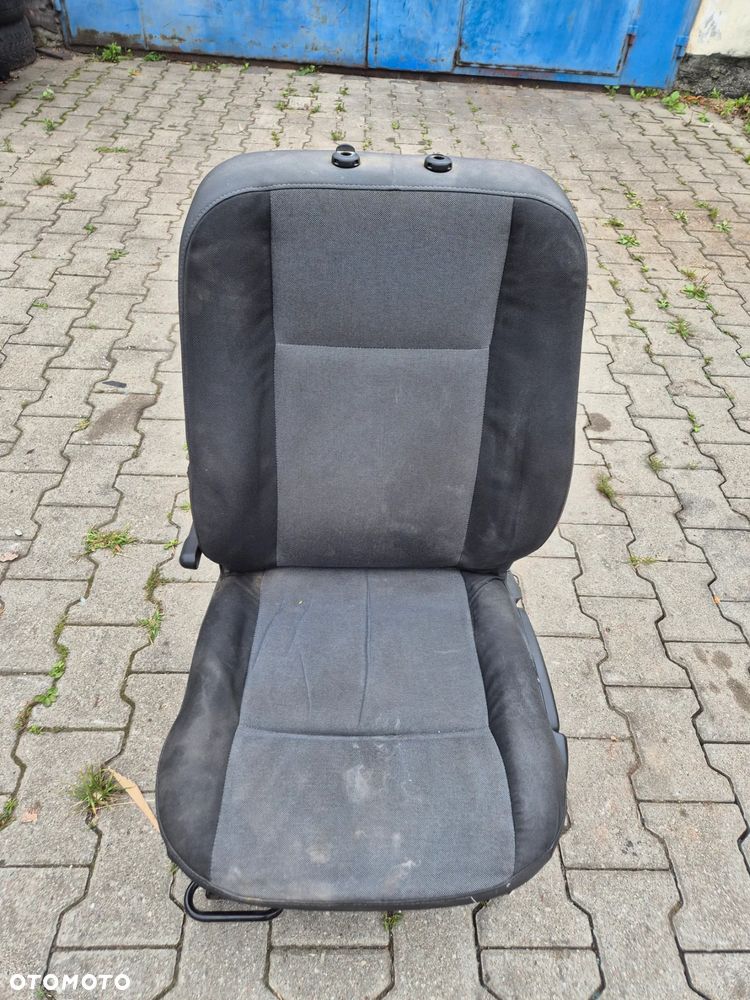FOTEL KIEROWCY LEWY EU MASTER III MOVANO B  NV400 2.3 10r.+ - 1