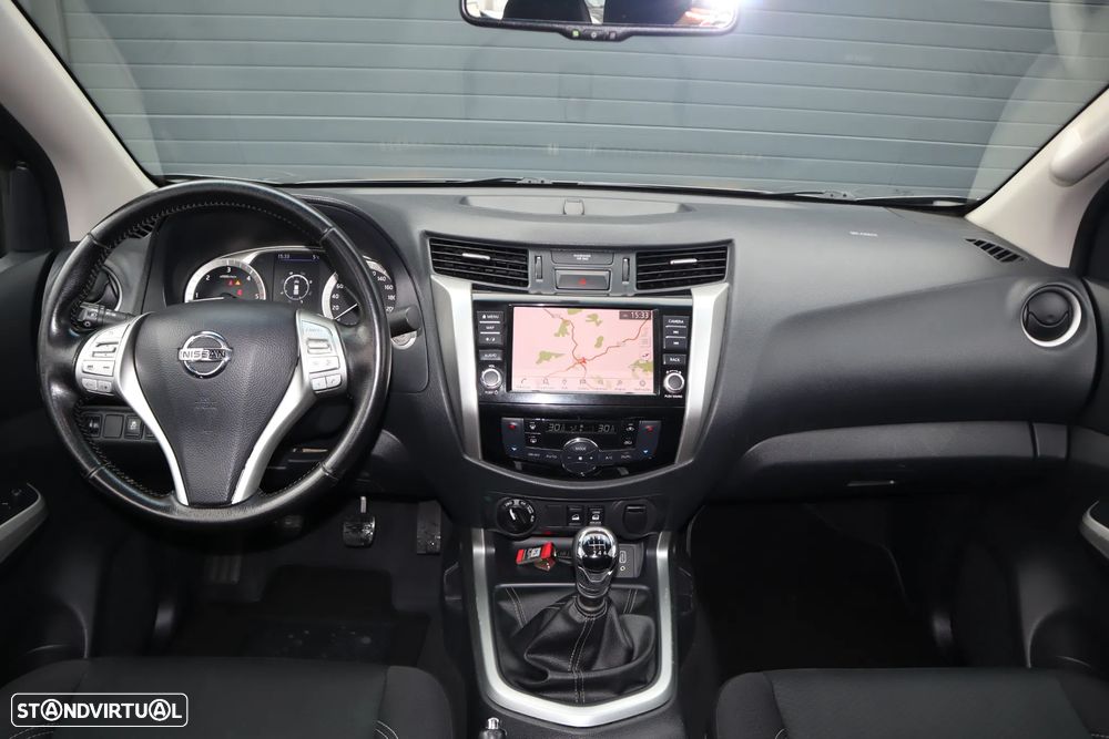 Nissan Navara 2.3 dCi CD 4WD N-Connecta Nav+Barras - 9