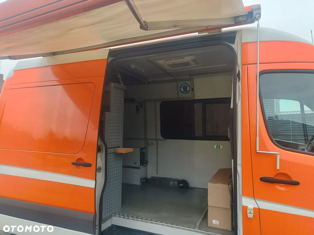 Volkswagen Crafter - 14
