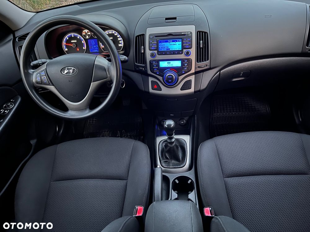 Hyundai i30 1.6 CRDi Comfort - 10