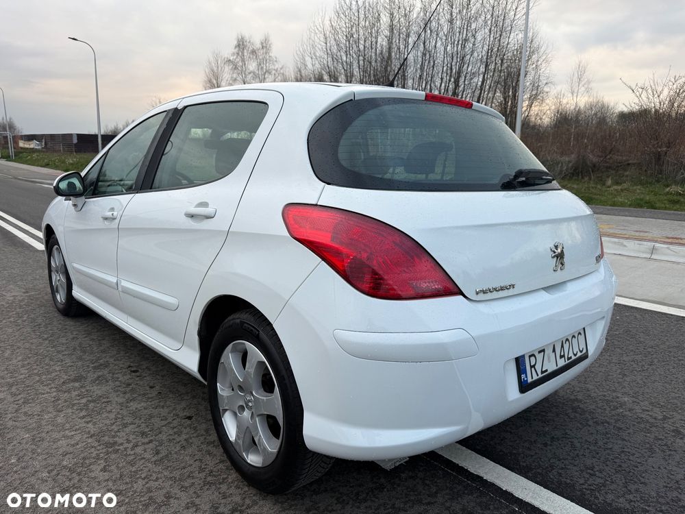 Peugeot 308 1.6 HDi Trendy - 3