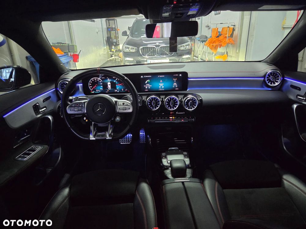 Mercedes-Benz CLA - 26