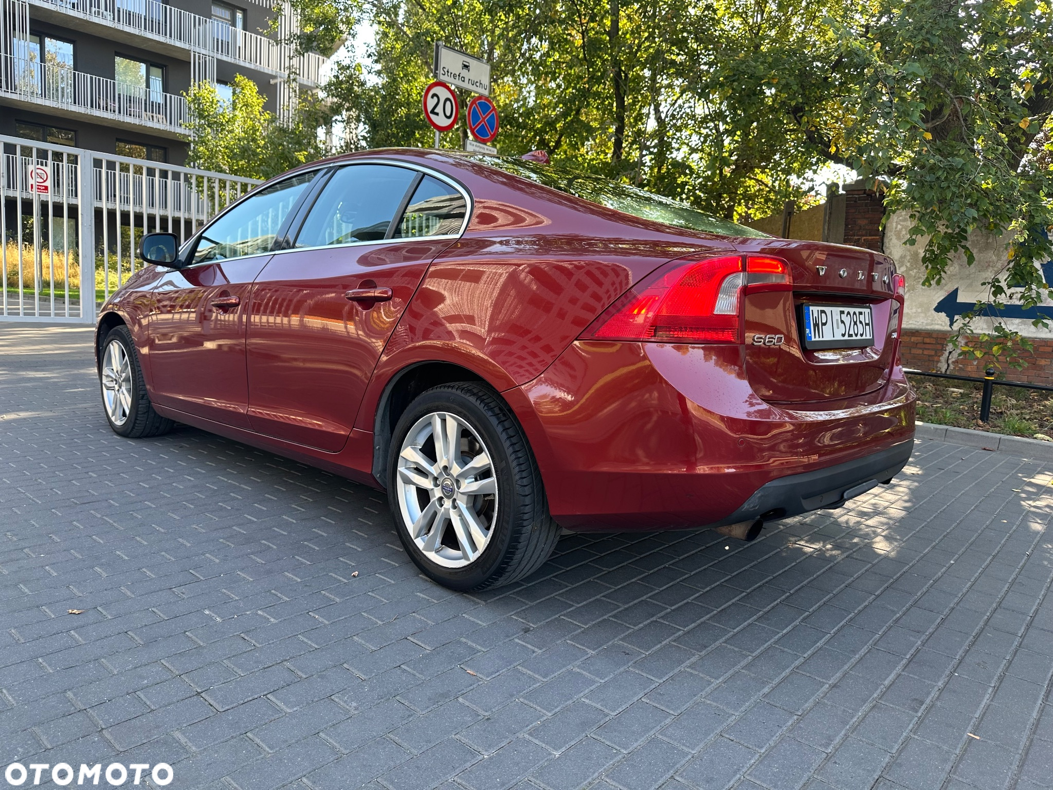 Volvo S60 2.0T Powershift Summum - 4