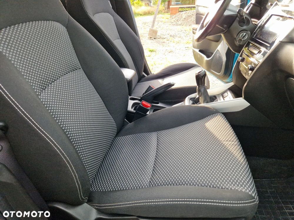 Suzuki Vitara 1.6 Premium 2WD - 24