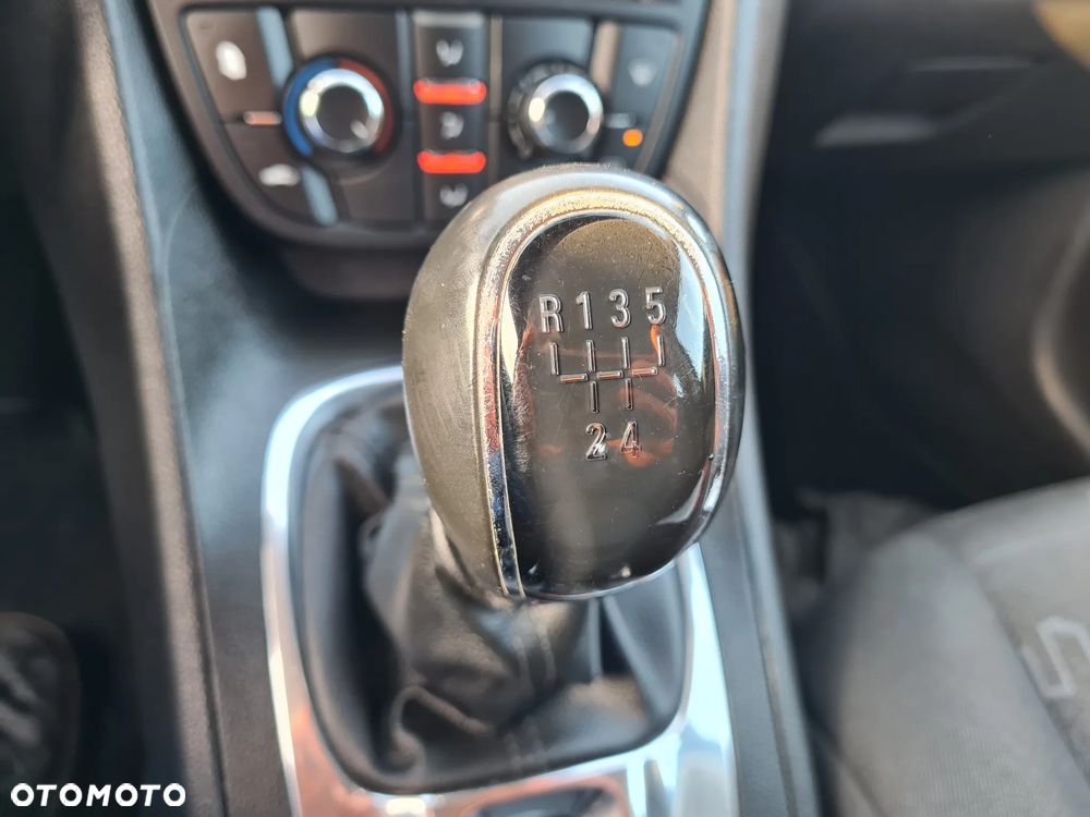 Opel Meriva 1.4 Design Edition - 22