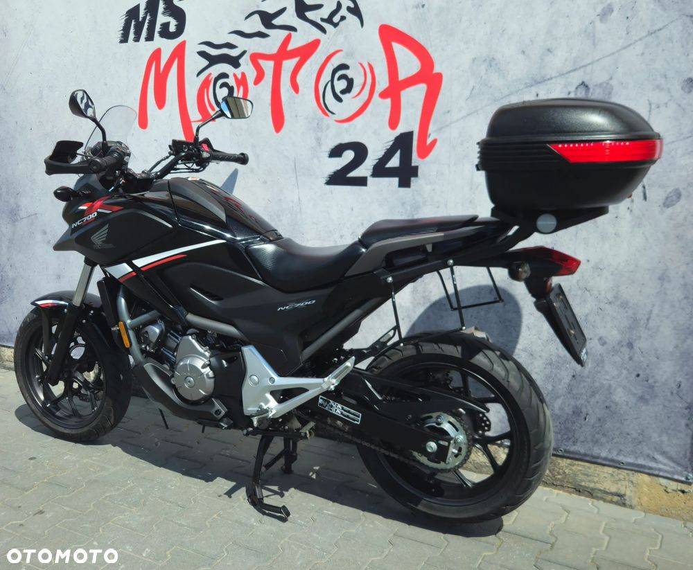 Honda NC - 24