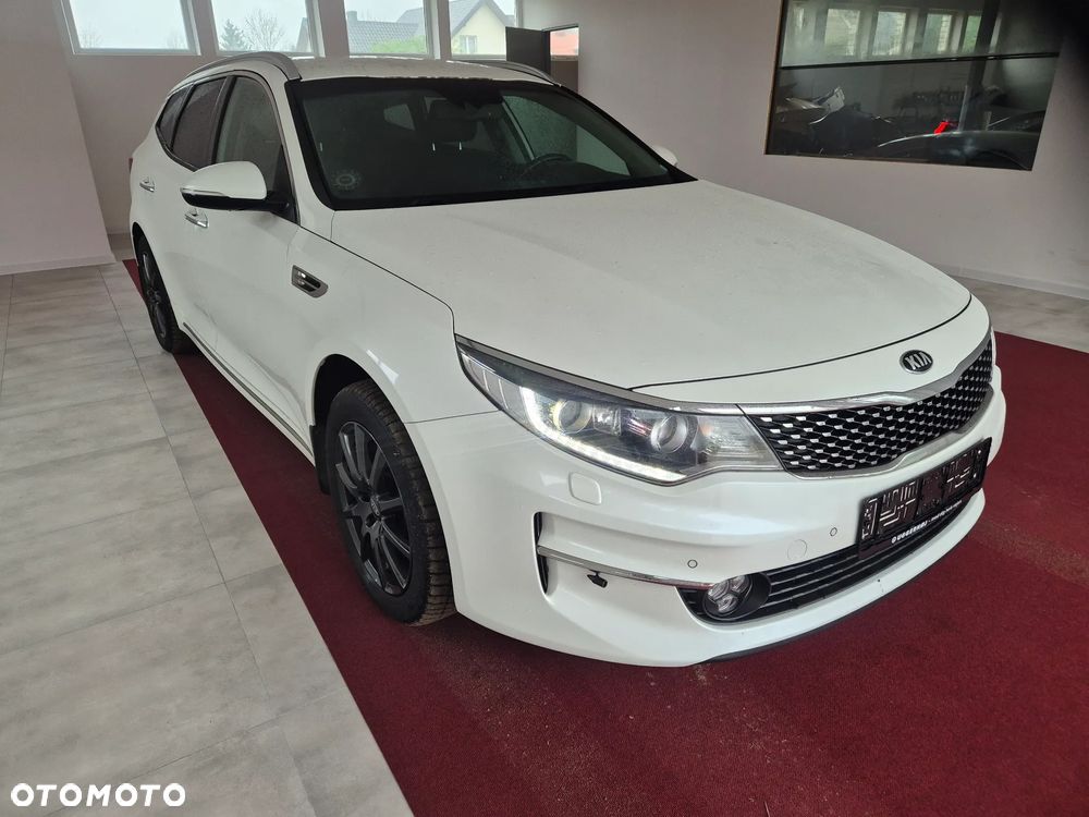 Kia Optima - 1
