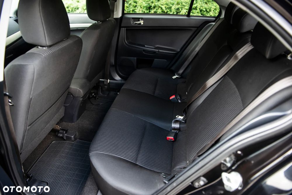 Mitsubishi Lancer 1.6 ClearTec Invite - 20