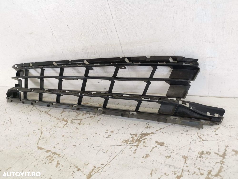 Grila Inferioara Volkswagen VW  Passat B8 2014 2015 2016 2017 2018 201 - 3