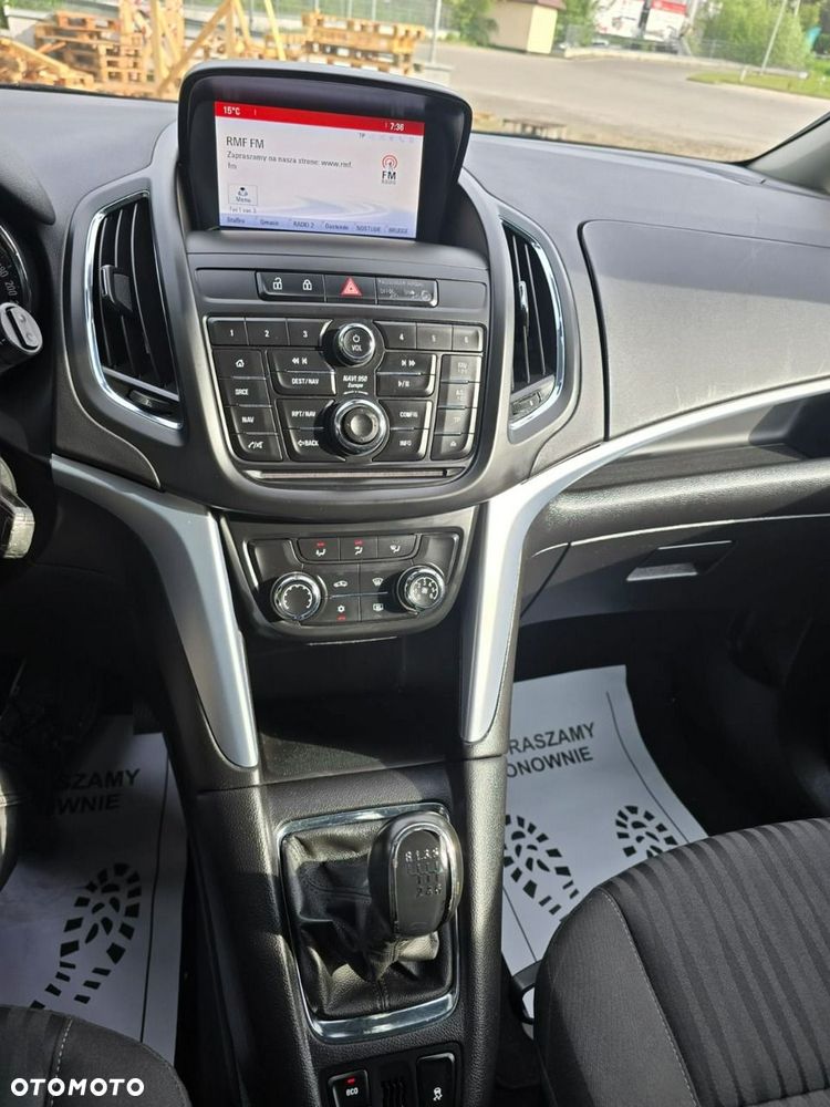 Opel Zafira - 17