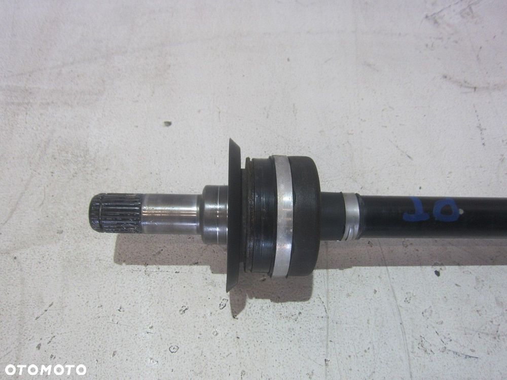 BMW X3 G01 3.0iX PÓŁOŚ TYLNA PRAWA PRAWY TYŁ 7953546 8679940 33207953546 - 4